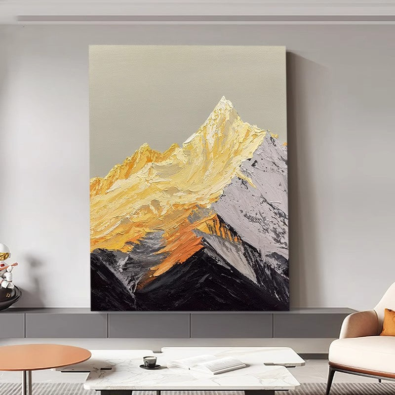 The golden mountain texture decorative painting on the long cabinet in the living room